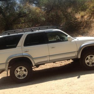 MY NEW SAFARI ROOF RACK, BUILT TOUGH