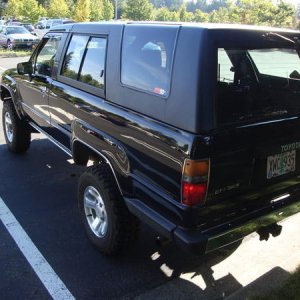 1987 SR5