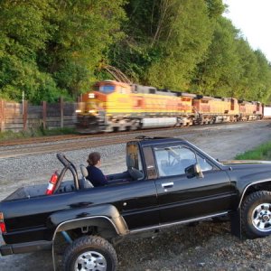 1987 SR5
