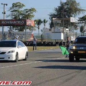 Drag race with a Camry SE