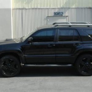 My previous 2006 4runner with 22 inch Rockstars and Dune Grapplers