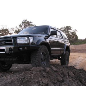 Shrockworks front Bumper with Full bar kit, PIAA 510 white light driving lights and clevis shackles.