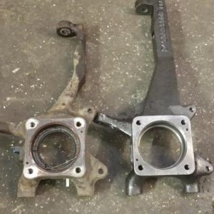 knuckle comparison rough country 6" fj lift to stock