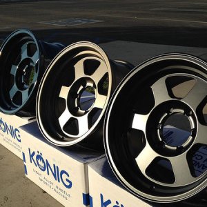 16x8" Konig Countersteer Type X Wheels : Dark Metallic Blue, Matte Bronze, Matte Black.

16" diameter
8" width
6x139.7mm bolt pattern
0mm offset
4.5" 