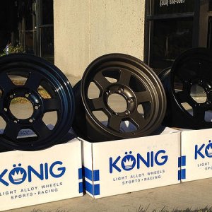 16x8" Konig Countersteer Type X Wheels : Dark Metallic Blue, Matte Bronze, Matte Black.

16" diameter
8" width
6x139.7mm bolt pattern
0mm offset
4.5" 