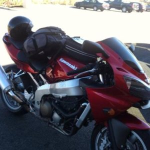 2007 Kawasaki ZZR 600
My first real bike.
Got this in a trade. Had a 1998 Suburban that I got in trade for my bug and I definitely didn't need it so I