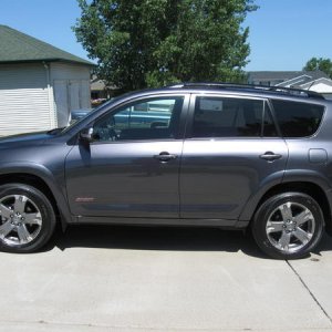2009 07 18 Rav4 Sport V6 02 (Driver Side)