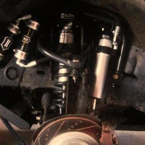 Icon 2.5 Extended Travel w/RR, Icon S2 dual Shock kit w/ 2.5 RR Shock, Camburg 1.25 UCA, Total Chaos Spindle gussets