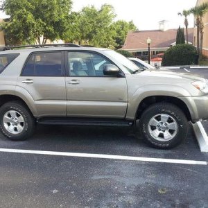 Put new tires and billies on to level it out.