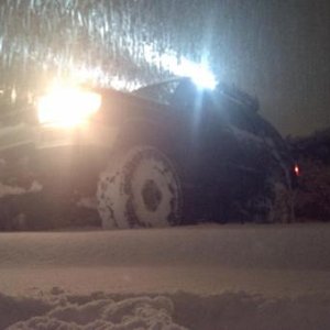 3 inch OME lift installed and new HIDs for the rack. just in time for the snow.