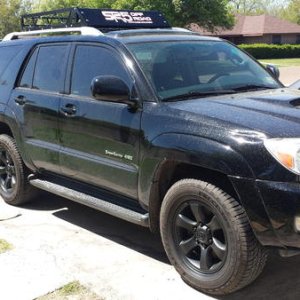Plastidip wheels and rage roof rack with custom sr5 logo