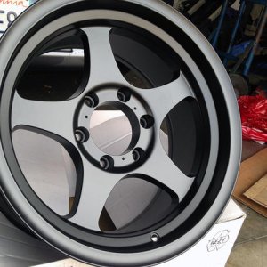 17x8.5" FN Wheels Five Star - Matte Black