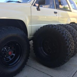 Couldn't pass these up. I'm not ready for 33's yet, but the deal was too good. They maybe have 500 miles on them. ended up selling them. looking to do