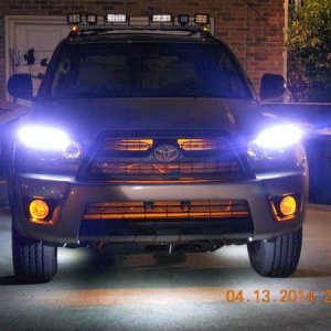 A nice, warm glow now.
And LED Bolts in the roof rack mount covers.