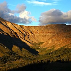 This was the view of Horseshoe Mountain and the valley immediately across from us. This was taken out of the front door of our yurt.

7 days, and we s