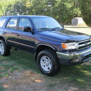 994runner 4cyl 5spd 140,000mi, no mods. 9/14.