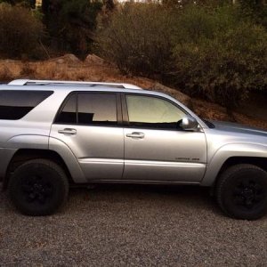 Limited 2003, Lift Kit 2,5" Front and 1" rear, spacers 1,5", Magna Flow.