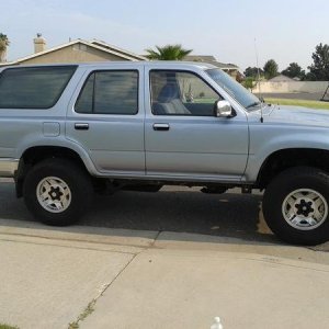 First mod to the Runner, 2" Body lift!
