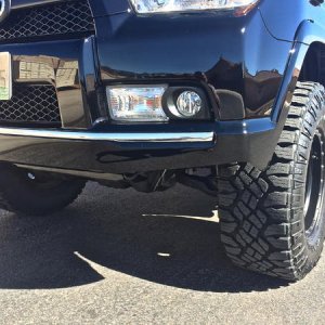 Trimmed front bumper corner for better approach angle