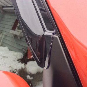 Vent Visor leading edge gap solution