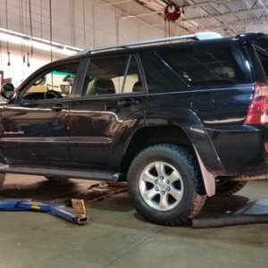 Daystar lift and 255/75/17 BFG Mud-terrain installed.