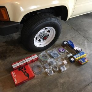 Finally back into working on my 4Runner and learning more about vehicle maintenance. Rebuilding the knuckles...this will be by far the largest mechani