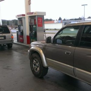 pretty cool, two 3rd gen 4runners with Florida tags in blueridge, Georgia