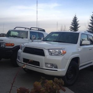 Sis's 4runner limited with winter wheels.  Some blackout done, getting FJ wheels.