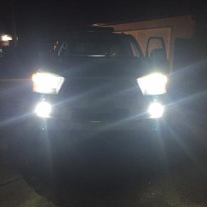 Vleds LED fog lights installed