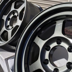 Anthracite Light Gunmetal vs. Standard Gunmetal
