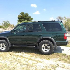 4Runner, pre-lift, new shoes 3