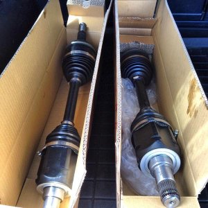 Total Chaos +2" Axle Shafts Installed