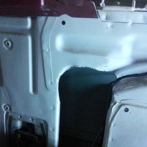 Trimmed the sheet metal to allow the 5-1/4" speaker to fit