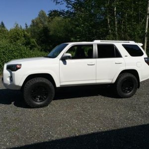 Leveled Out With New Fox 2.0 Coil Overs