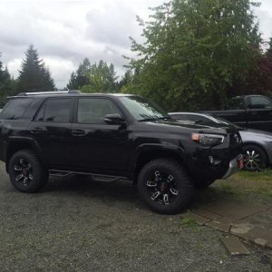 My 2015 TEP 4Runner w/Bilstein's set at 2.5 in front with 1" spacer in rear /W 285/65/18's on Worx wheels. Nfab bars, and Toyota bug guard.