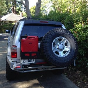 Cbi rear hybrid bumper with tire carrier back