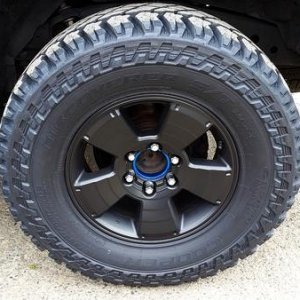 New tires! 285/70/17 cooper st maxx :D
