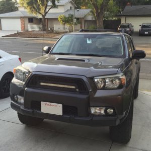 Rigid LED light bar and grill