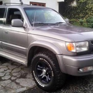4runner new paint, new tires, full repair engine