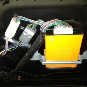Another crapy photo of the wiring. Need a better one to see all the wire colours/connectors locations!