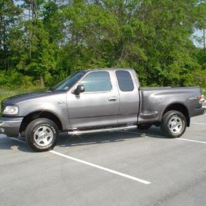 The Grey, 2003 F150 Flareside 4X4