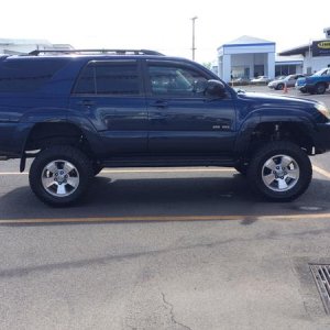 images heel alignment... Sitting at 7-1/2".. Super stoked .. First procomp on the big island of Hawaii.. First lifted V8 AWD