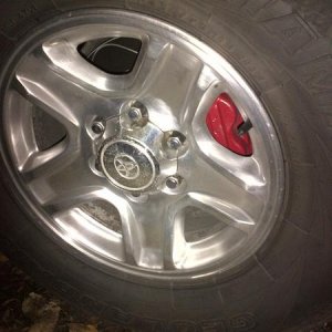 Media 'rim and brake' in album 'Progress...'