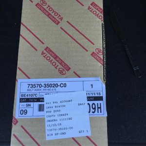 Box with Left 3rd row belt