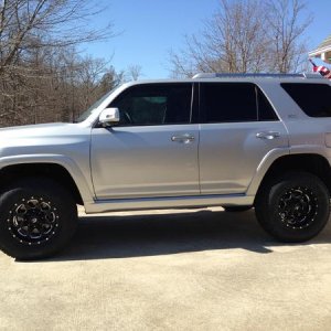 18" Fuel Boost wheels, Nitto AT Terra Grappler G2 tires