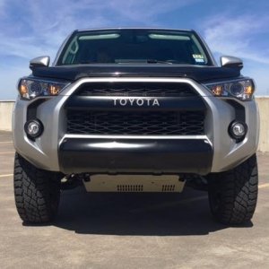TRD Wheel + 275/70/17 Cooper Discoverer ST Maxx