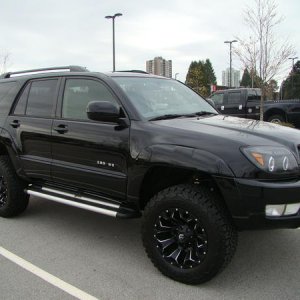 4th generation  4runnrer 2003