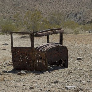 End of the road on a false search for Thermal Canyon Road. two abandoned old mines were located nearby.