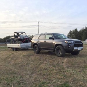 2016 4runner TE w/ 2014 polaris RZR1000