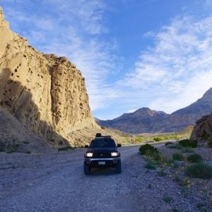 Hole in the wall, Death Valley